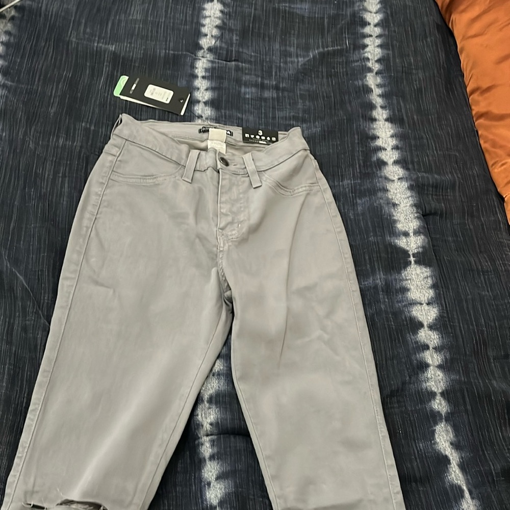 Canopy jeans in the color grey size 3 from fashion nova